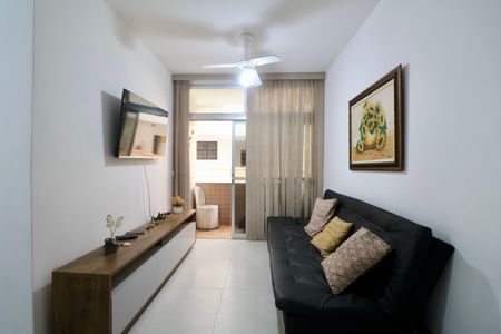 Sala de apartamento para alugar com 2 quartos, 70m² em Jardim Tres Marias, Guarujá
