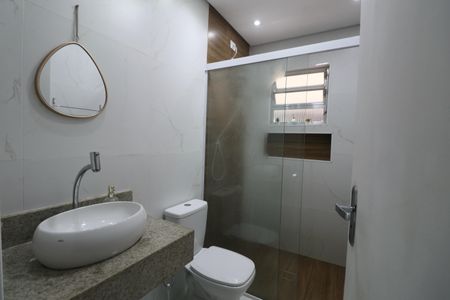 Apartamento para alugar com 70m², 2 quartos e 2 vagas Apartamento para alugar com 70m², 2 quartos e 2 vagasBanheiro 1