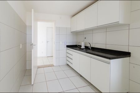 Apartamento para alugar com 67m², 2 quartos e 2 vagas Apartamento para alugar com 67m², 2 quartos e 2 vagasCozinha