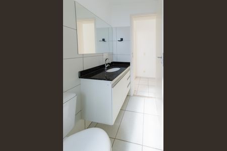Apartamento para alugar com 67m², 2 quartos e 2 vagasBanheiro social