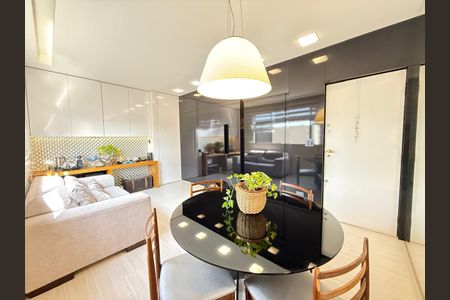 Sala de Jantar de apartamento à venda com 2 quartos, 88m² em Santo Agostinho, Belo Horizonte
