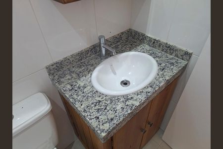 Apartamento à venda com 65m², 3 quartos e 2 vagasBanheiro da Suíte 
