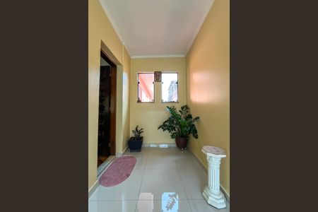 Casa à venda com 354m², 4 quartos e 4 vagas Casa à venda com 354m², 4 quartos e 4 vagasHall de entrada