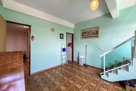 Casa à venda com 354m², 4 quartos e 4 vagas Casa à venda com 354m², 4 quartos e 4 vagasÁrea de Serviço 2