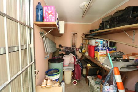 Casa à venda com 224m², 3 quartos e 4 vagasDeposito