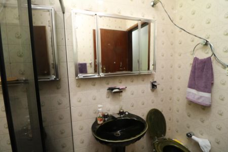 Casa à venda com 224m², 3 quartos e 4 vagasBanheiro