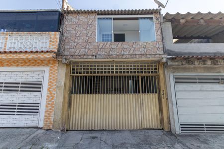 Casa para alugar com 45m², 1 quarto e sem vaga Casa para alugar com 45m², 1 quarto e sem vagaFachada