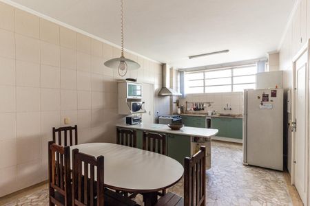 Apartamento à venda com 200m², 3 quartos e 1 vagaCozinha