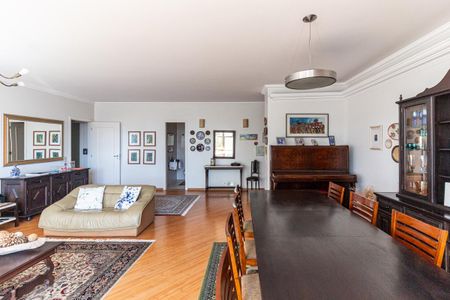 Apartamento à venda com 200m², 3 quartos e 1 vagaSala