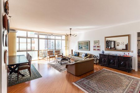 Sala de apartamento à venda com 3 quartos, 200m² em Vila Buarque, São Paulo
