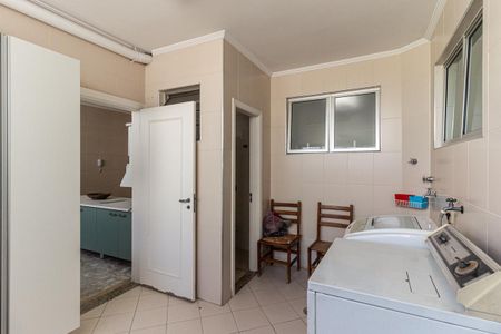 Apartamento à venda com 200m², 3 quartos e 1 vagaÁrea de Serviço