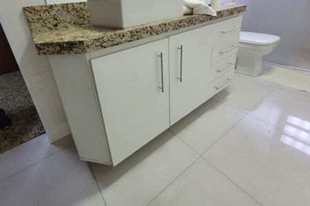 Casa à venda com 140m², 4 quartos e 2 vagas