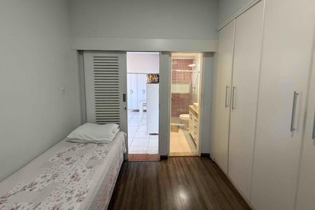 Casa à venda com 140m², 4 quartos e 2 vagas