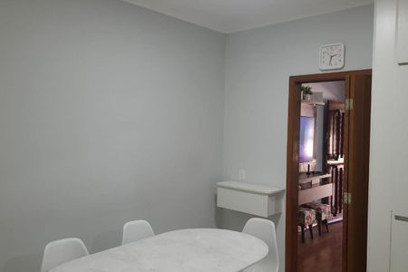 Casa à venda com 140m², 4 quartos e 2 vagas