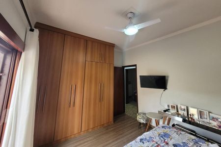 Casa à venda com 140m², 4 quartos e 2 vagas