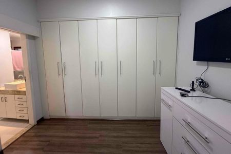 Casa à venda com 140m², 4 quartos e 2 vagas