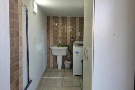 Casa à venda com 140m², 4 quartos e 2 vagas