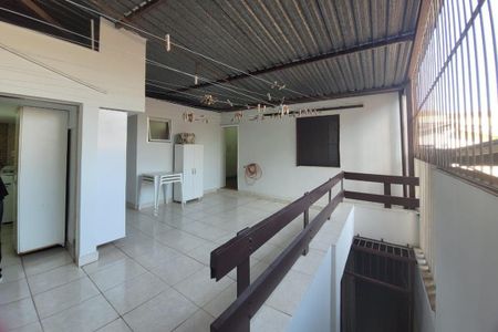 Casa à venda com 140m², 4 quartos e 2 vagas