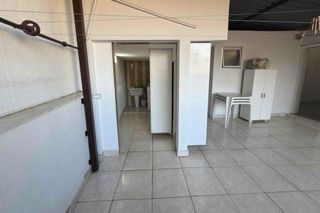 Casa à venda com 140m², 4 quartos e 2 vagas