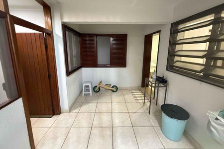 Casa à venda com 140m², 4 quartos e 2 vagas