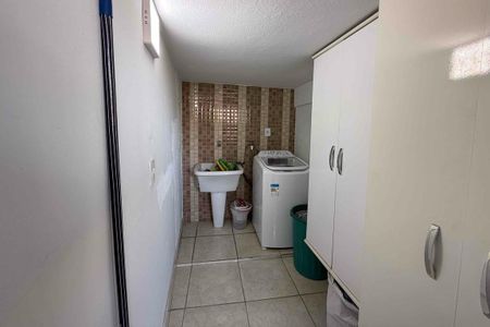 Casa à venda com 140m², 4 quartos e 2 vagas