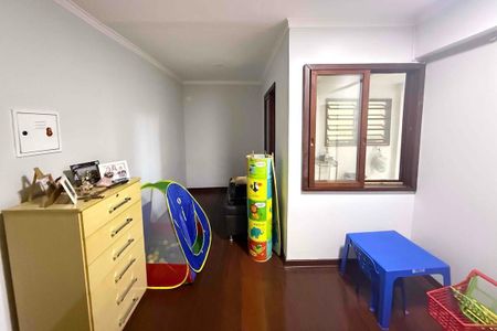 Casa à venda com 140m², 4 quartos e 2 vagas