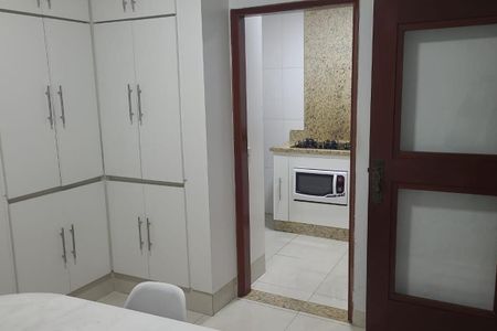 Casa à venda com 140m², 4 quartos e 2 vagas
