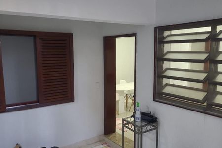 Casa à venda com 140m², 4 quartos e 2 vagas