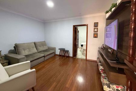 Casa à venda com 140m², 4 quartos e 2 vagas