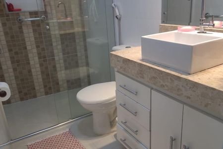 Casa à venda com 140m², 4 quartos e 2 vagas