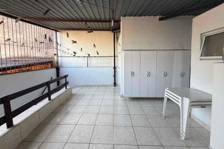 Casa à venda com 140m², 4 quartos e 2 vagas