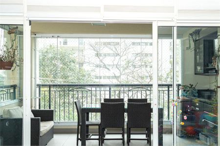 Apartamento à venda com 4 quartos, 165m² em Moema, São Paulo