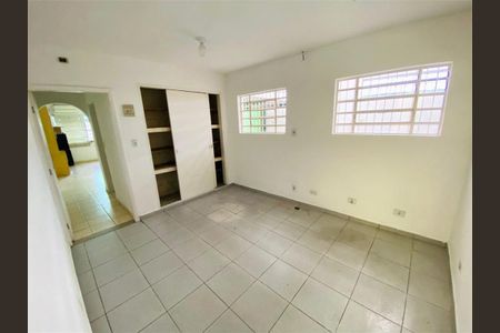 Casa à venda com 3 quartos, 322m² em Cidade Domitila, São Paulo