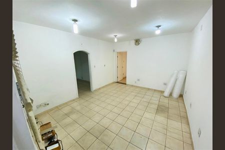 Casa à venda com 3 quartos, 322m² em Cidade Domitila, São Paulo