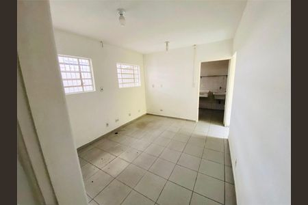 Casa à venda com 3 quartos, 322m² em Cidade Domitila, São Paulo