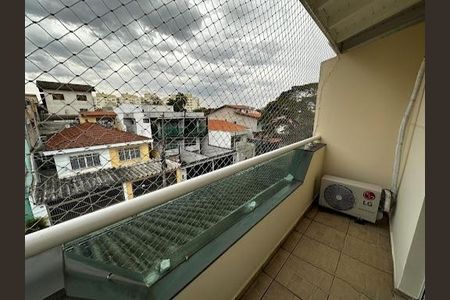 Casa à venda com 220m², 4 quartos e 4 vagas