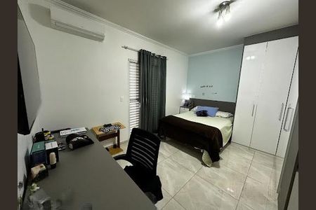 Casa à venda com 4 quartos, 220m² em Vila Tibagi, Guarulhos