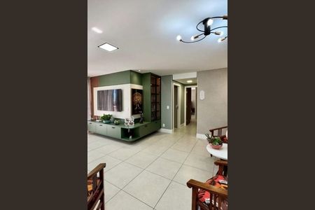 Apartamento à venda com 219m², 2 quartos e 3 vagas