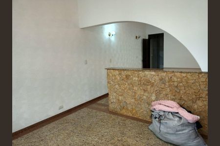 Casa à venda com 3 quartos, 140m² em Cambuci, São Paulo