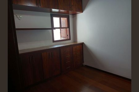 Casa à venda com 3 quartos, 140m² em Cambuci, São Paulo