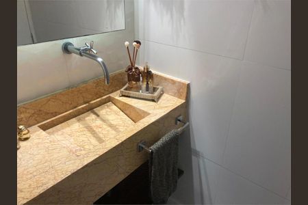 Casa de Condomínio à venda com 3 quartos, 144m² em Chácara Inglesa, São Paulo