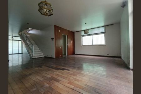 Casa à venda com 5 quartos, 365m² em Butantã, São Paulo