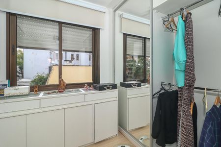Apartamento à venda com 135m², 3 quartos e 3 vagasCloset