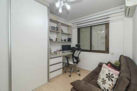 Apartamento à venda com 135m², 3 quartos e 3 vagasQuarto 