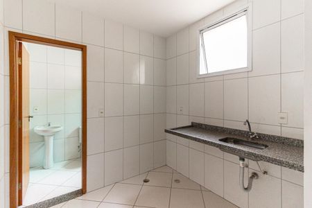 Cozinha de kitnet/studio para alugar com 1 quarto, 32m² em República, São Paulo