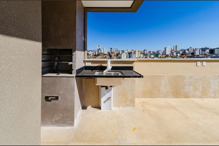 Apartamento à venda com 140m², 2 quartos e 2 vagasCobertura