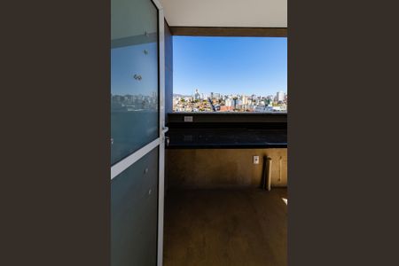 Apartamento à venda com 140m², 2 quartos e 2 vagasCobertura