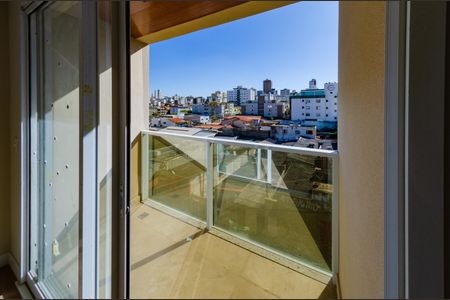 Apartamento à venda com 140m², 2 quartos e 2 vagasVaranda suíte