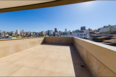 Apartamento à venda com 140m², 2 quartos e 2 vagasCobertura