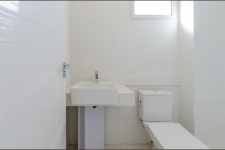 Apartamento à venda com 70m², 2 quartos e 2 vagasBanheiro social